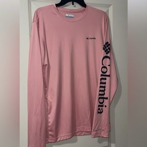 WOMANS COLUMBIA TOP
